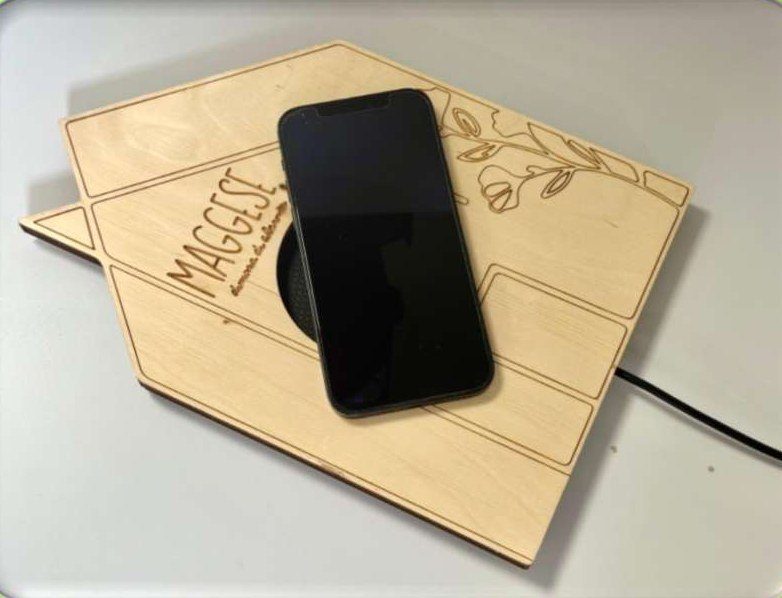Caricatore wireless, gadget aziendale HiMade in multistrato di betulla