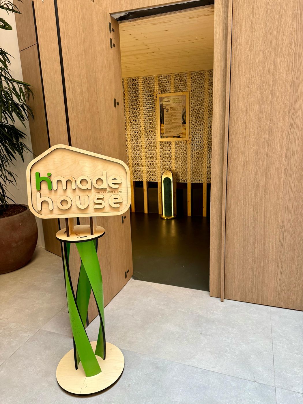 Ingresso della HiMade House al Fuorisalone 2025